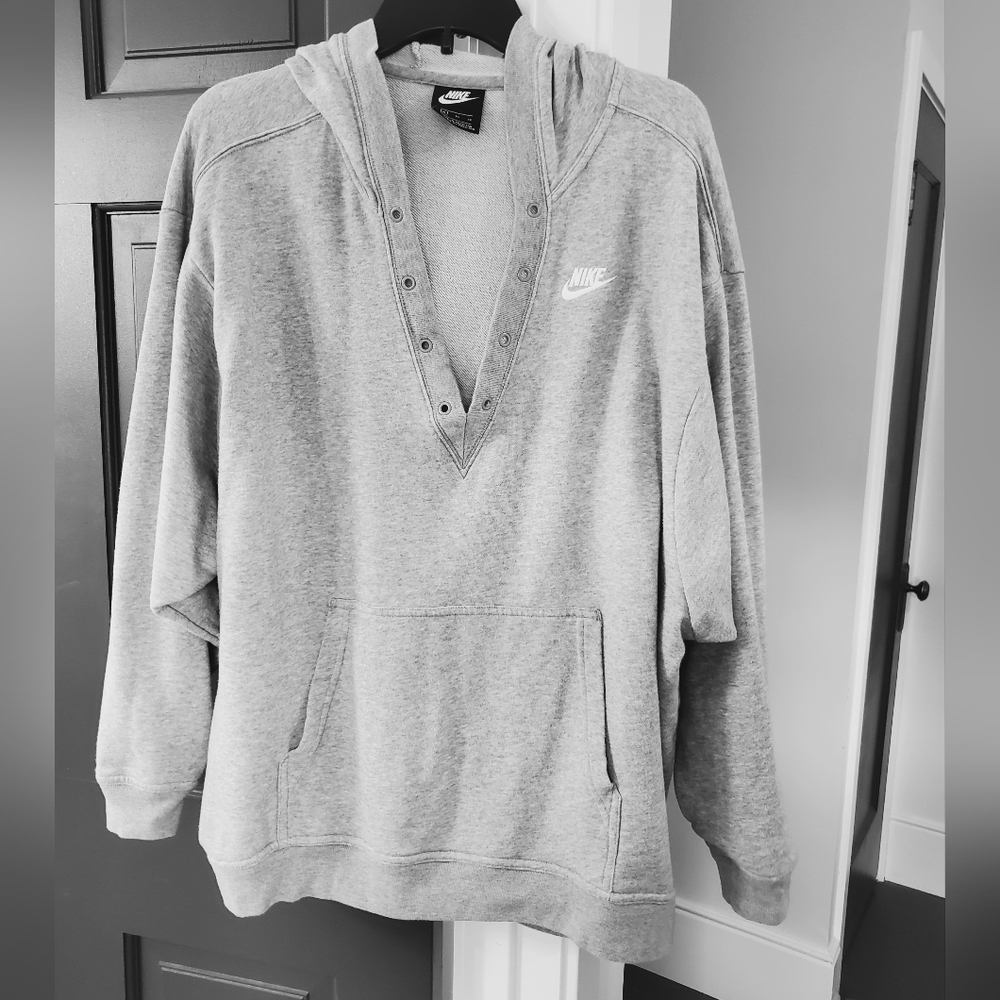 Nike pullover
